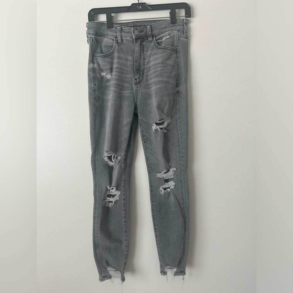 American eagle grey jeans size 8 short